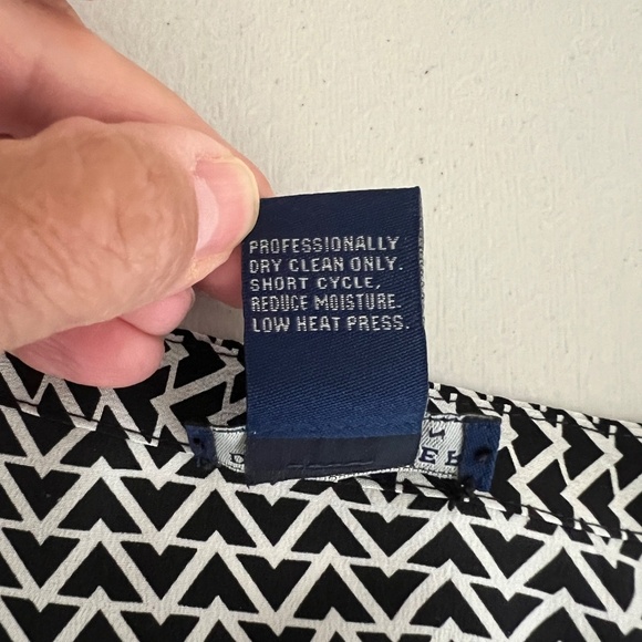 DONCASTER COLLECTION SILK BLOUSE 12 FLOWY OFFICE TRAVEL ELEGANT GEOMETRIC CHIC - Picture 11 of 12